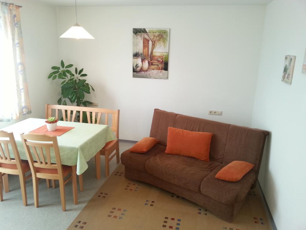 Ferienwohnung Taubertal Familie Arold Креглинген Экстерьер фото